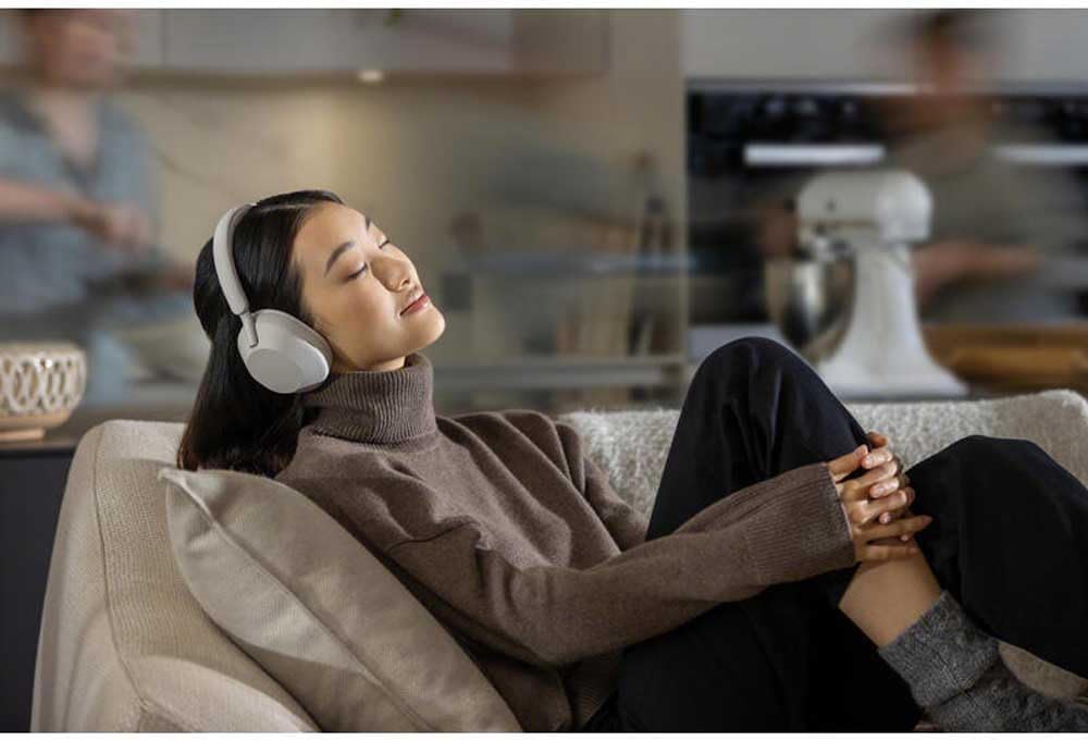 Sony WH-1000XM5 Noise Cancelling, Bluetooth On-Ear Headphones, Crystal Clear Calls, Hi-Res, 30h Battery, Quick Charge, Includes Hard Case, iOS, Android - Silver